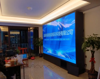 LED与拼接屏优缺点，鸿鹄视界为您大揭秘